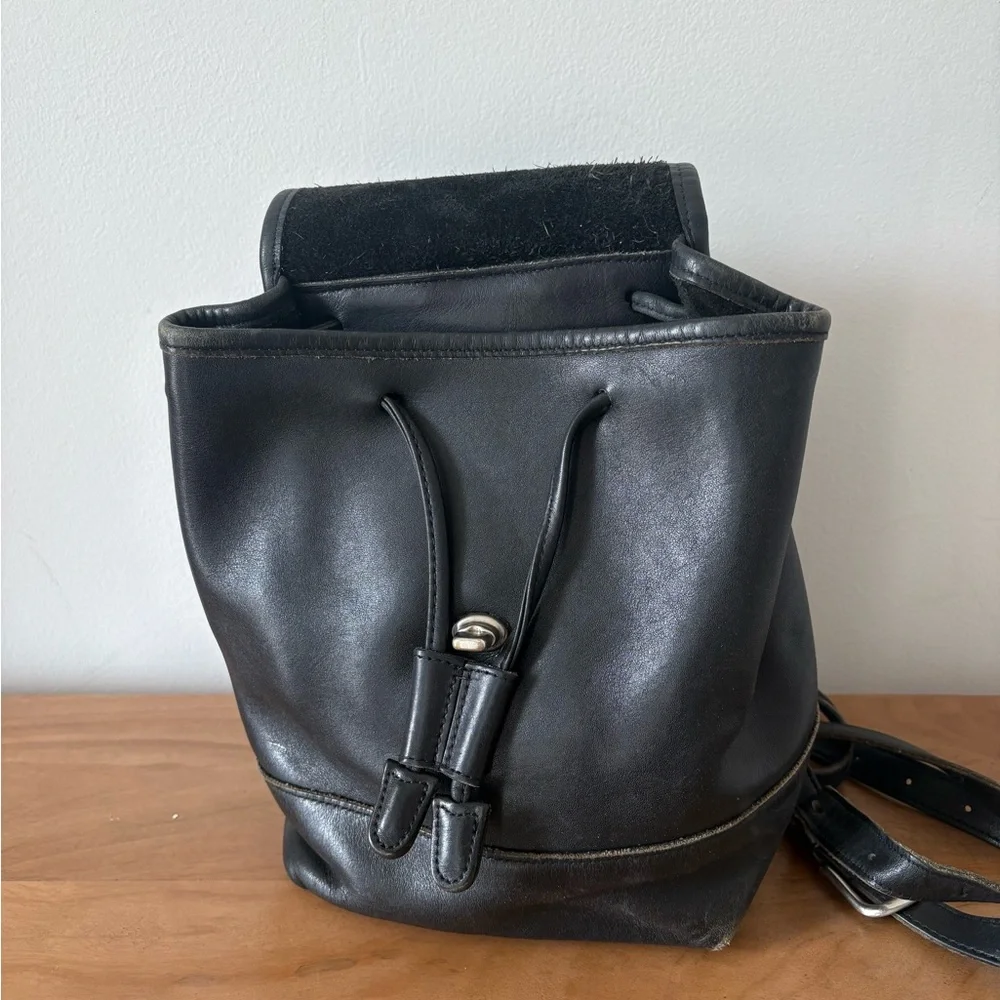 Coach Vintage Black Leather Mini Backpack Bag Turnlock Drawstring B0K-9960